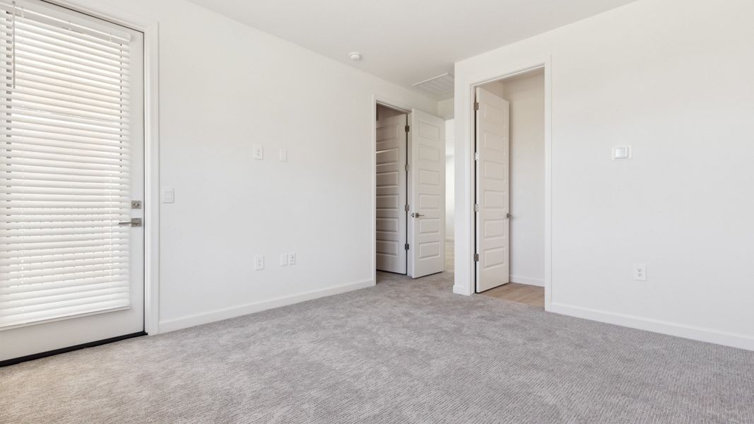 Spacious, unfurnished interior of a new home in Avance, Phoenix (Image 26).