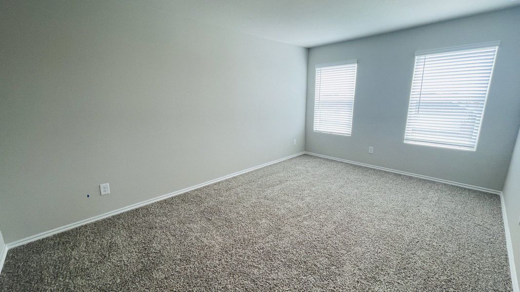 Spacious, unfurnished interior of a new home in Sunnycreek, Crowley (Image 15).