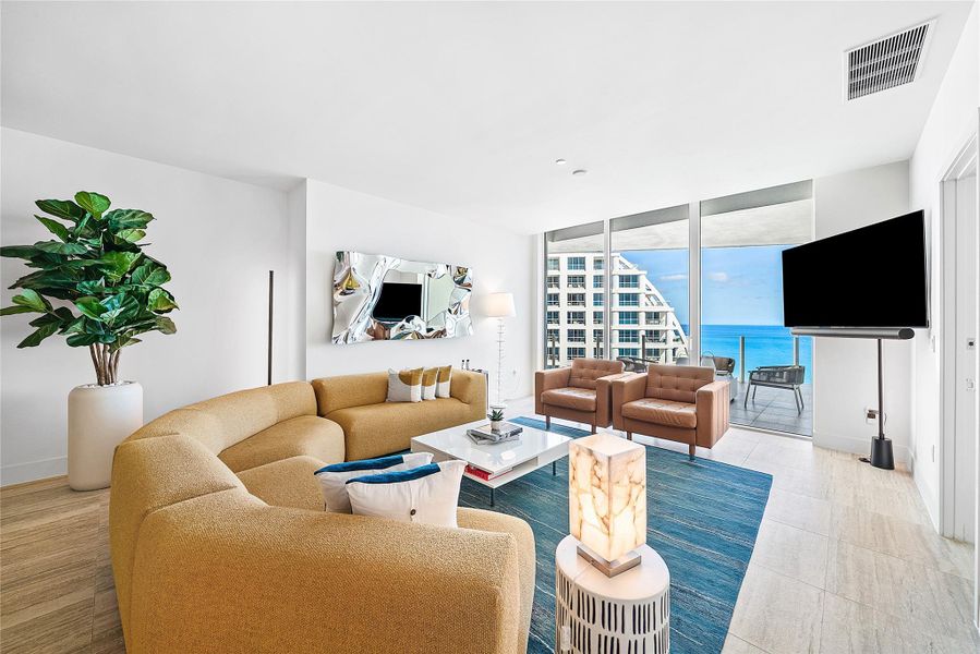 Furnished interior view inside a new home in , Fort Lauderdale (Image 29).