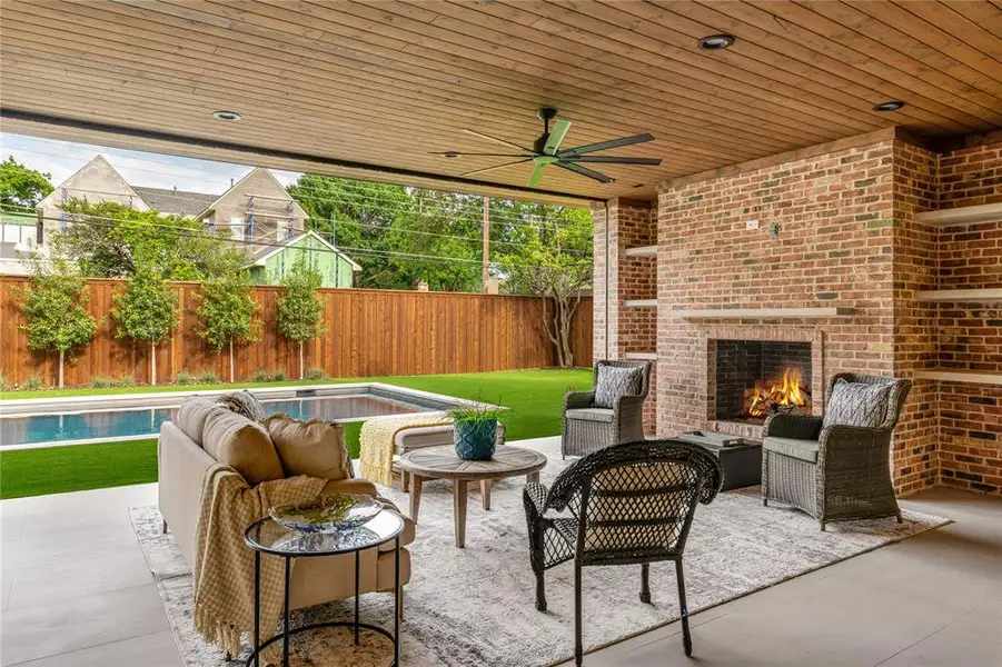 Exterior details and patio area of a home in , Dallas (Image 26).