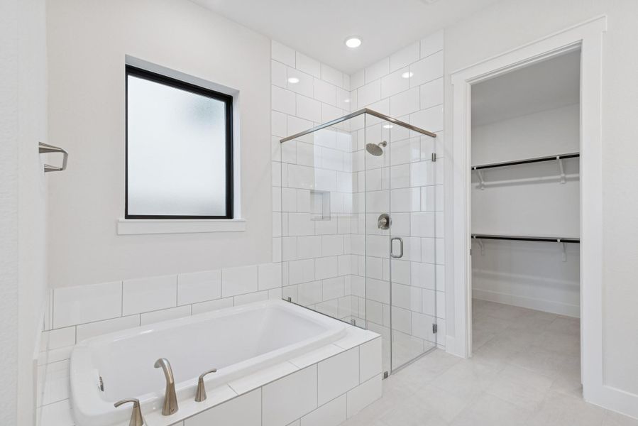 Furnished interior view inside a new home in ARTAVIA 50' Homesites, Conroe (Image 8).