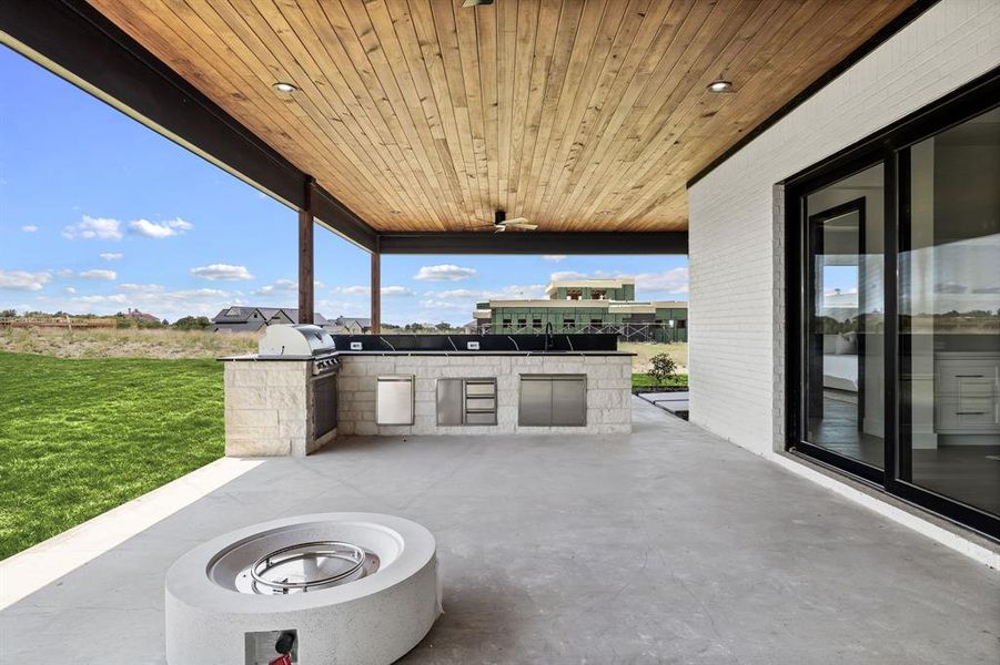 Image 37 of a home in .