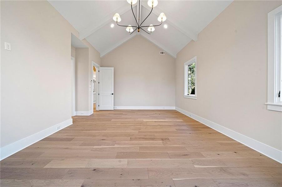 Spacious, unfurnished interior of a new home in , Alpharetta (Image 22).