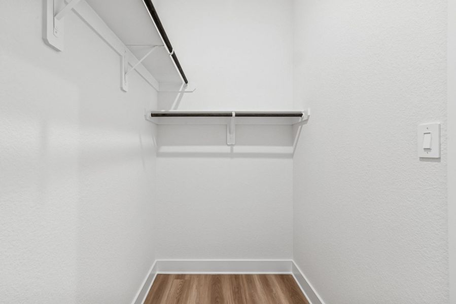 Spacious, unfurnished interior of a new home in Sorella, Tomball (Image 13).