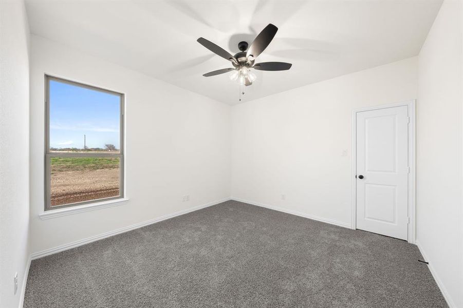 Spacious, unfurnished interior of a new home in , Waxahachie (Image 21).