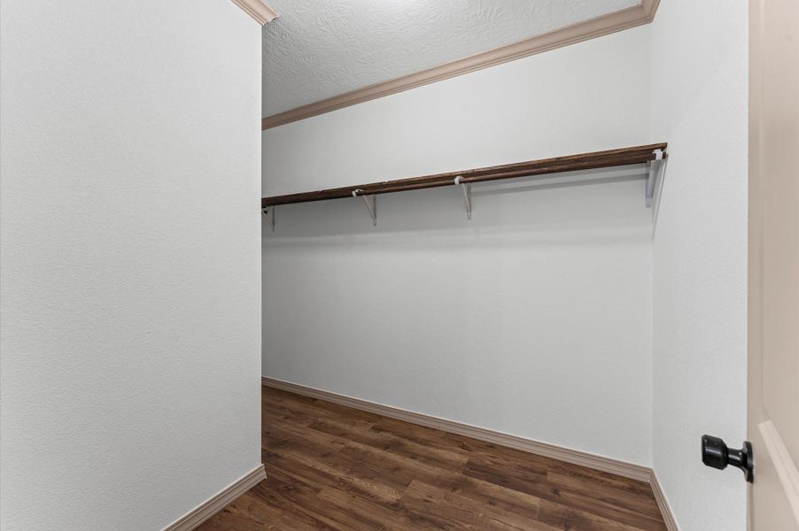 Spacious, unfurnished interior of a new home in , Huffman (Image 20).