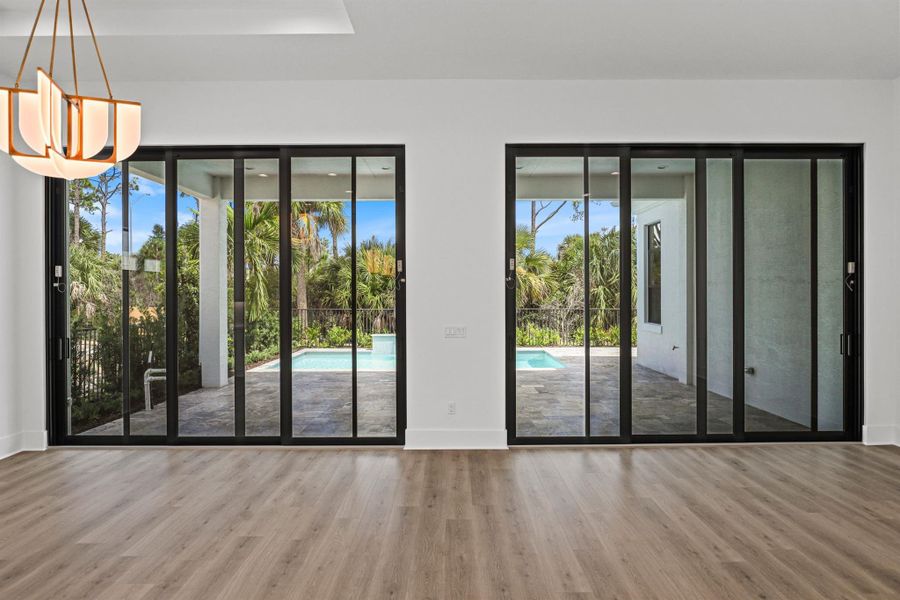 Spacious, unfurnished interior of a new home in Artistry Palm Beach, Palm Beach Gardens (Image 19).