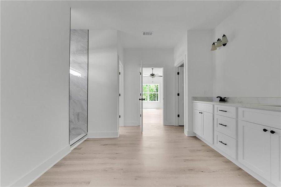 Spacious, unfurnished interior of a new home in , Lavonia (Image 40).