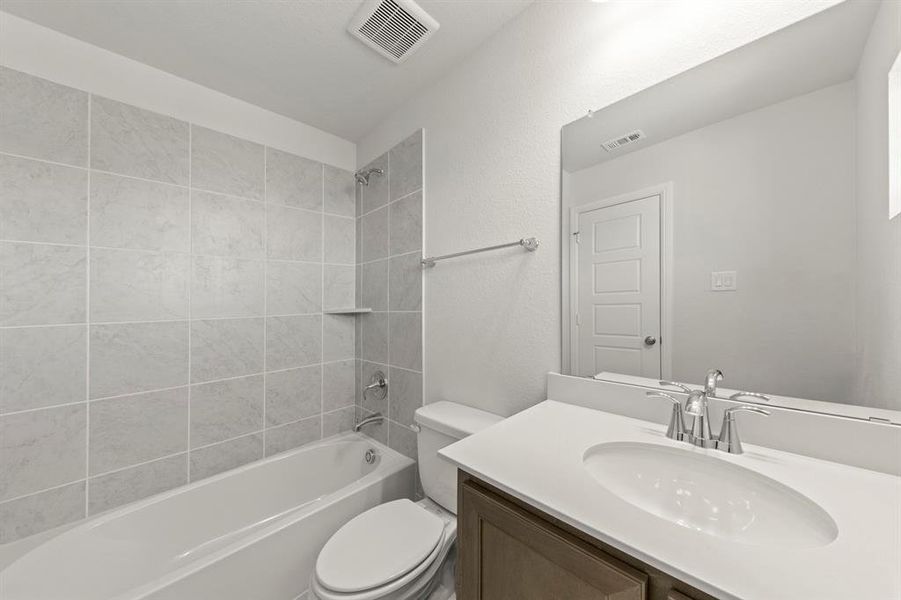 20_5530 Burford, Celina