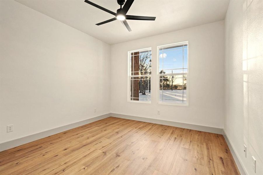 Spacious, unfurnished interior of a new home in , Bonham (Image 32).