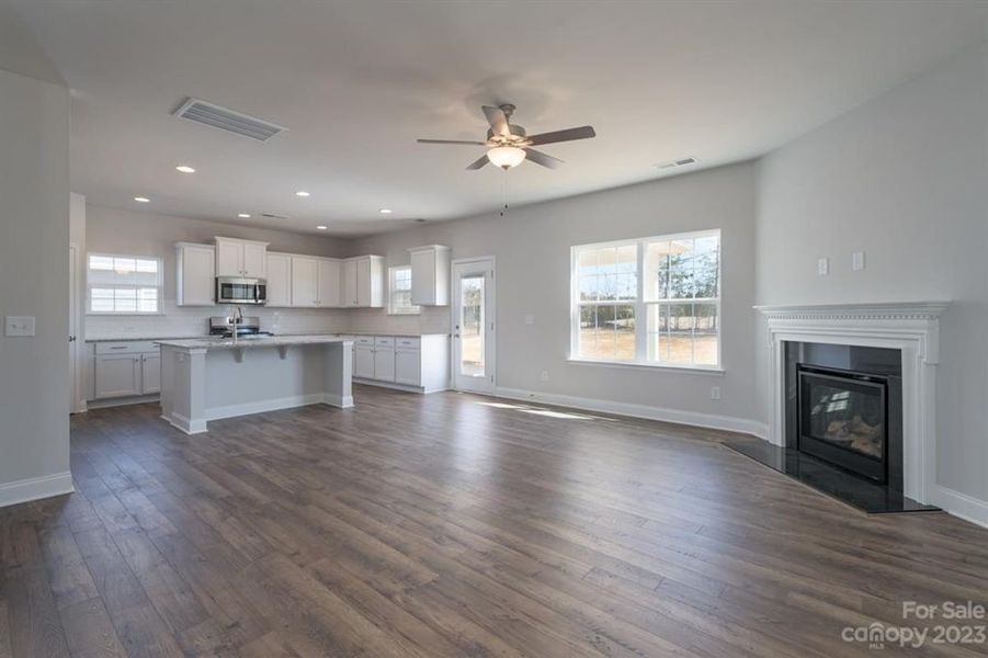 Representative unfurnished interior of a home built from the 3119 by Adams Homes in Hidden Pines, Cameron (Image 11).