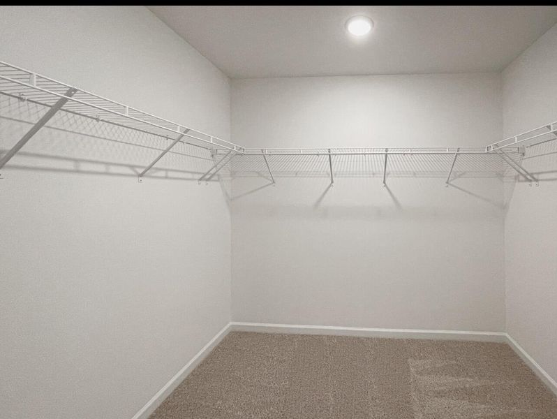 Spacious, unfurnished interior of a new home in East Main Townes, Spartanburg (Image 20).