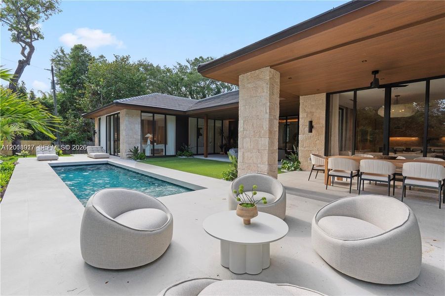 Exterior details and patio area of a home in , Miami (Image 29).