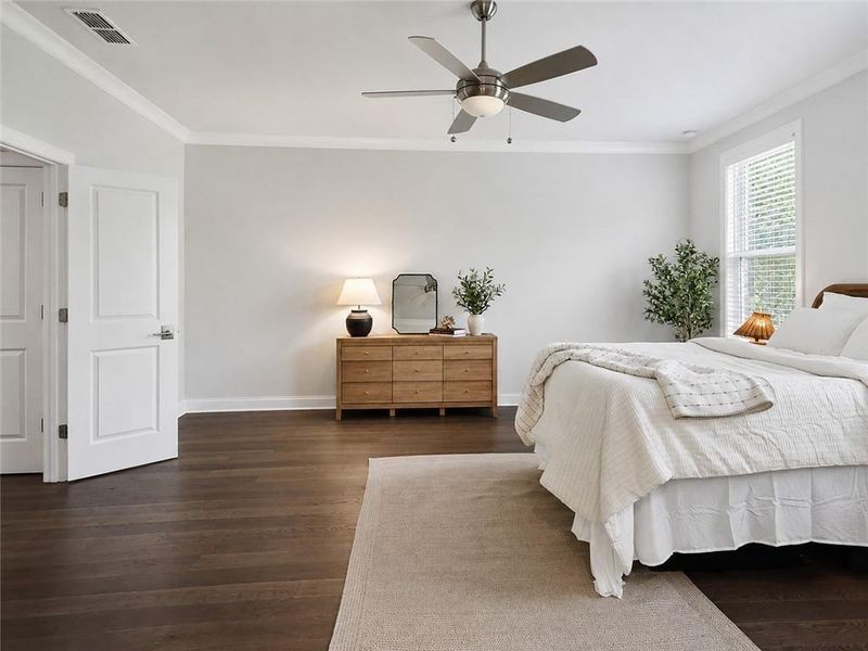 Furnished interior view inside a new home in , Johns Creek (Image 9).