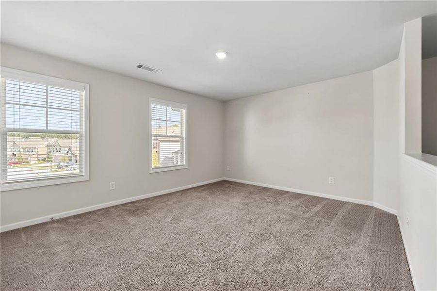 Spacious, unfurnished interior of a new home in Westgate Estates, Loganville (Image 13).