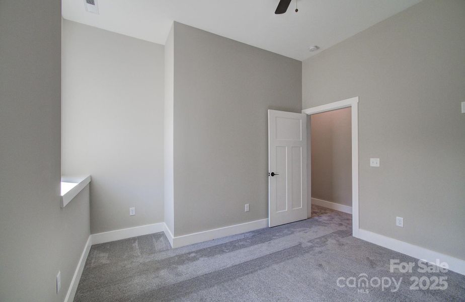 Spacious, unfurnished interior of a new home in , Asheville (Image 14).