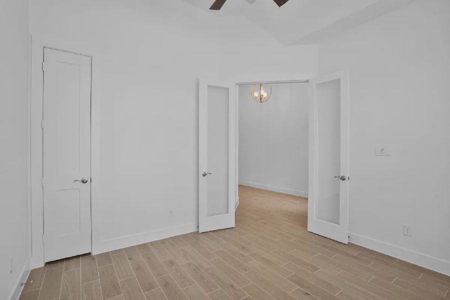Spacious, unfurnished interior of a new home in Attwater 65's, Waller (Image 26).