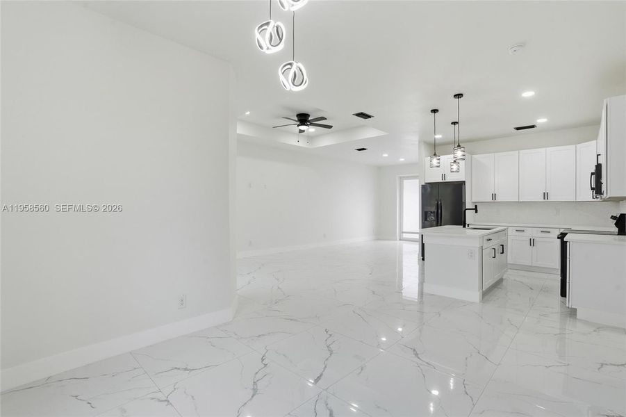 Spacious, unfurnished interior of a new home in , Lehigh Acres (Image 33).