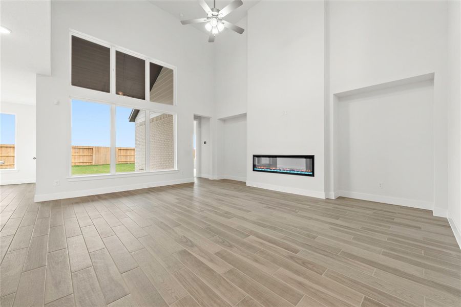 Spacious, unfurnished interior of a new home in Everly, Hockley (Image 19).