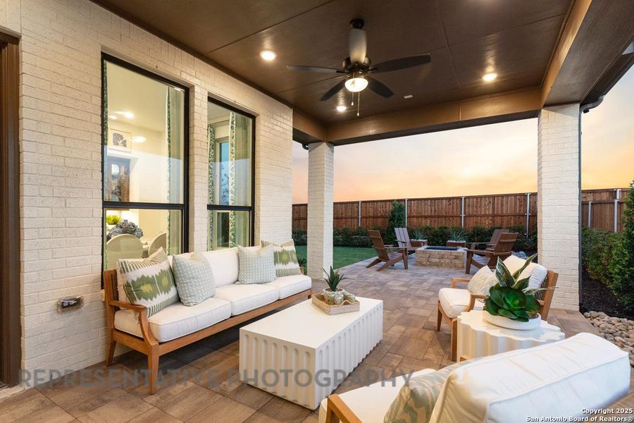 Furnished interior view inside a new home in Weston Oaks, San Antonio (Image 33). Furnished interior view inside a new home in Weston Oaks, San Antonio (Image 33).