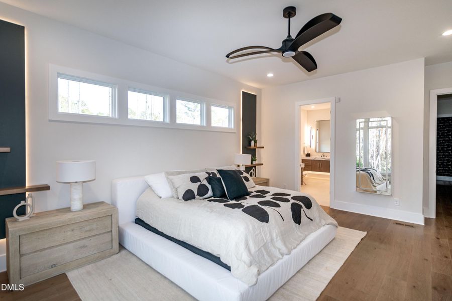 RJP_X_6935 RJP_X_6935