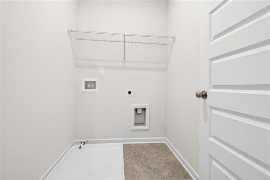 Spacious, unfurnished interior of a new home in Jameson Towns, Villa Rica (Image 21).