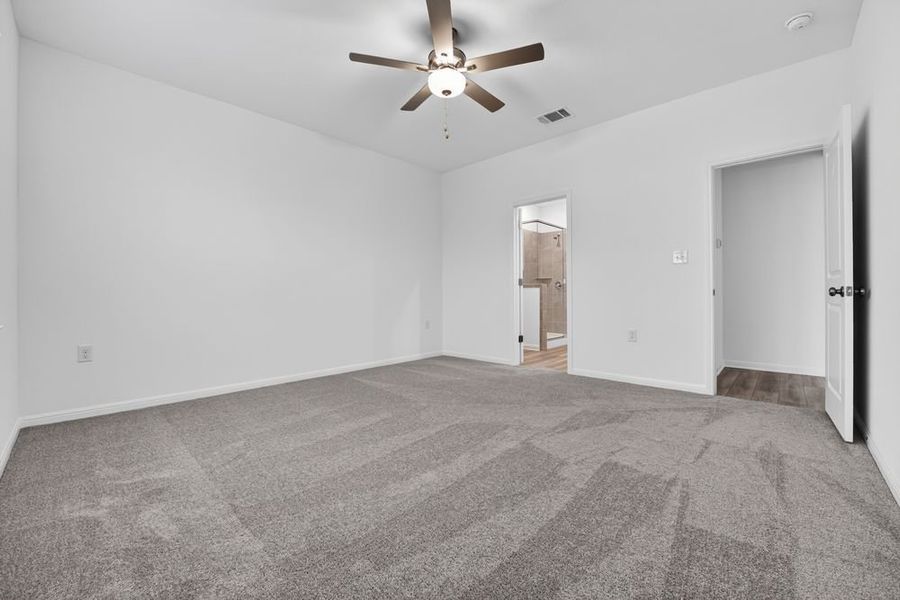 Spacious, unfurnished interior of a new home in Lisso, Pflugerville (Image 13).