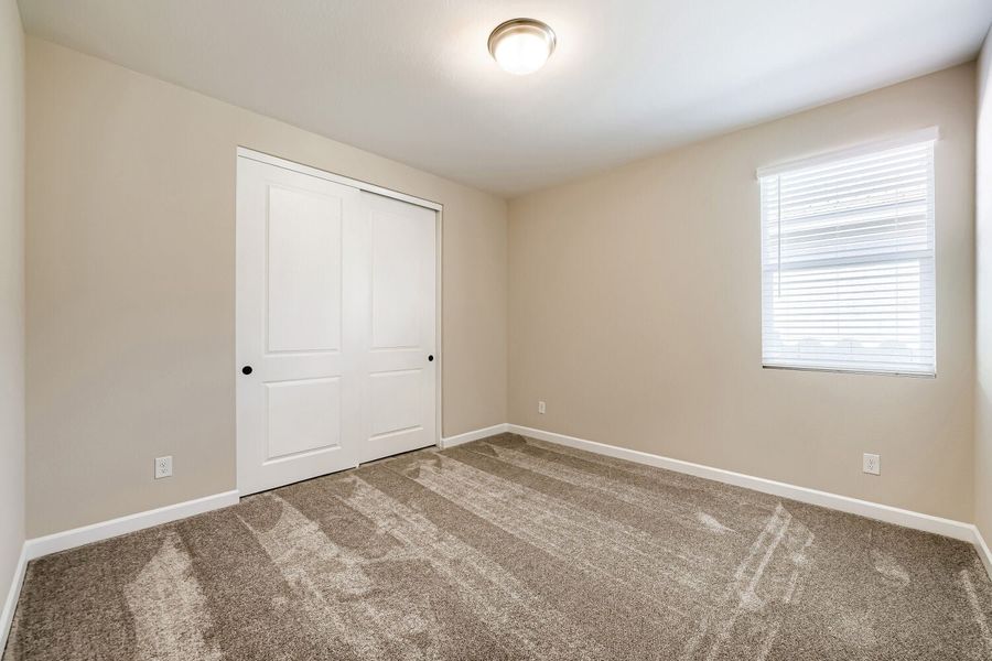 New Home in Surprise, AZ.  - Slide 20