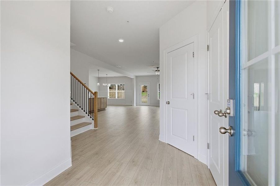 Spacious, unfurnished interior of a new home in , Marietta (Image 35).