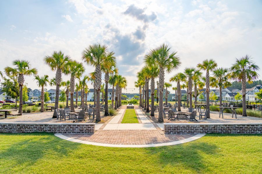 Community amenities in Sweetgrass at Summers Corner, Summerville (Image 32).