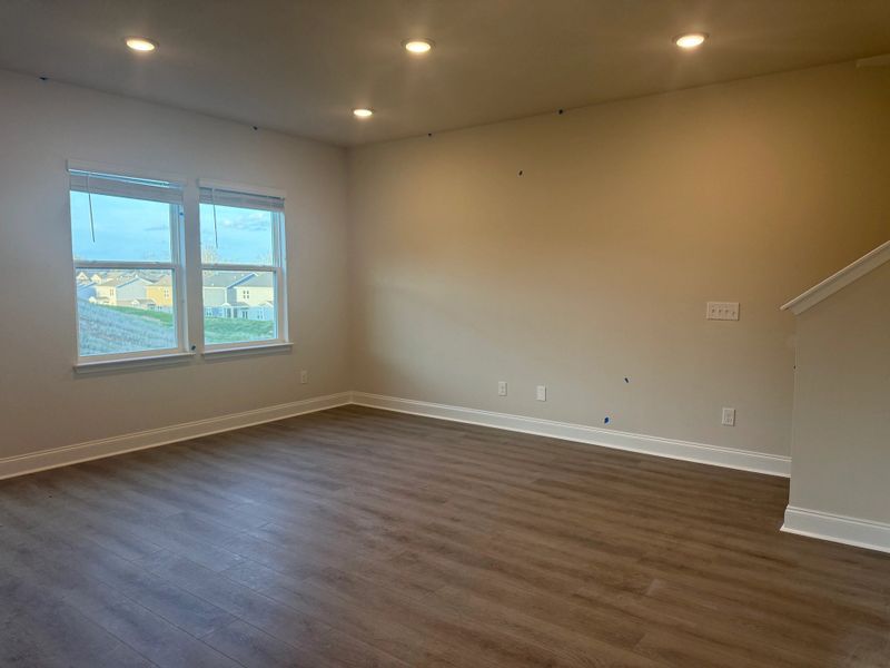 Spacious, unfurnished interior of a new home in Cades Bluff, Lebanon (Image 15).