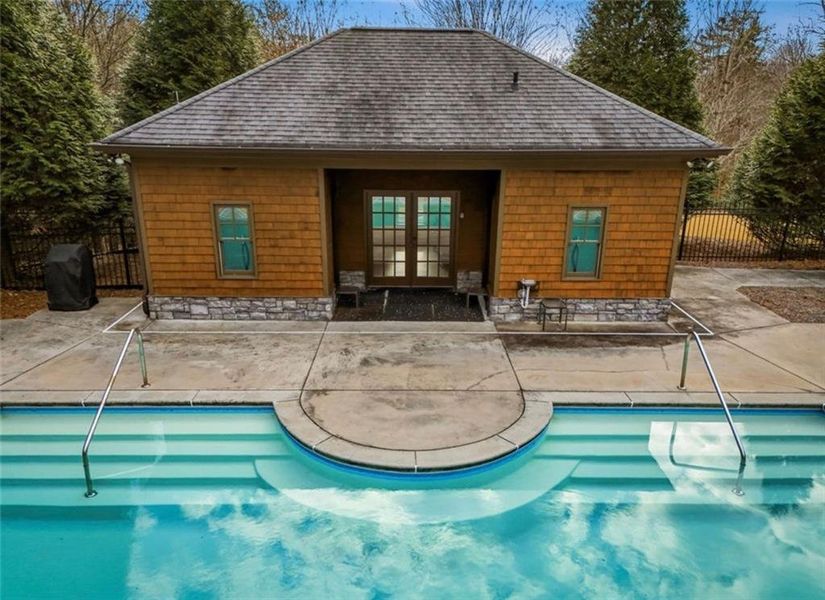 Image 39 of a home in .