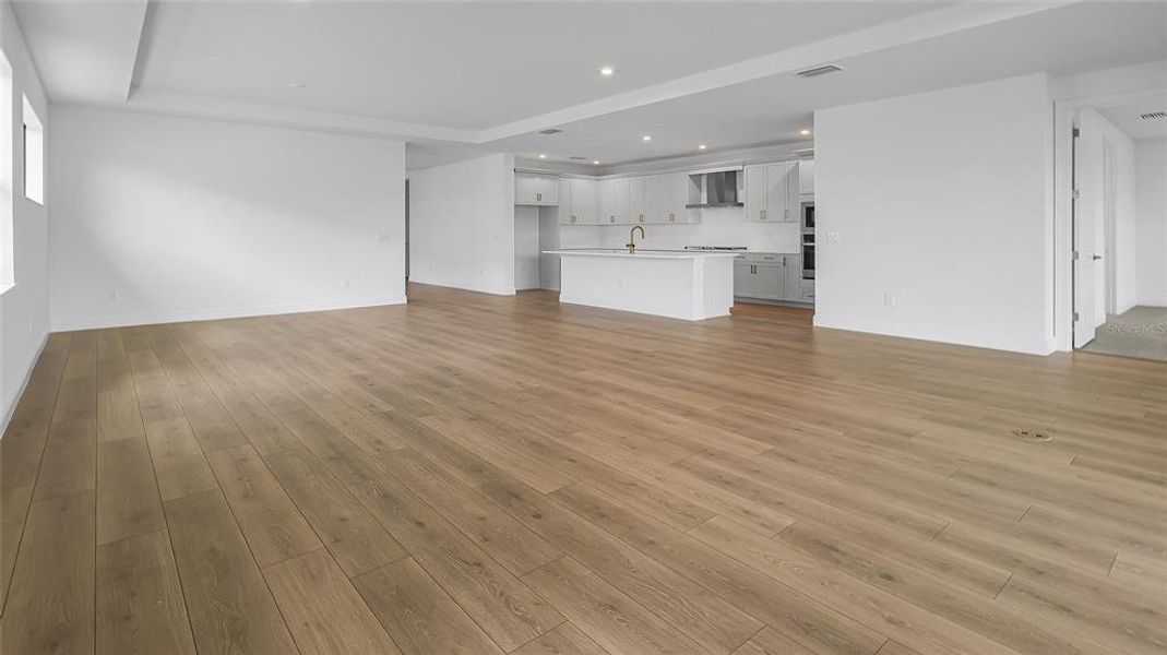 Spacious, unfurnished interior of a new home in Woodland Preserve, Parrish (Image 20).