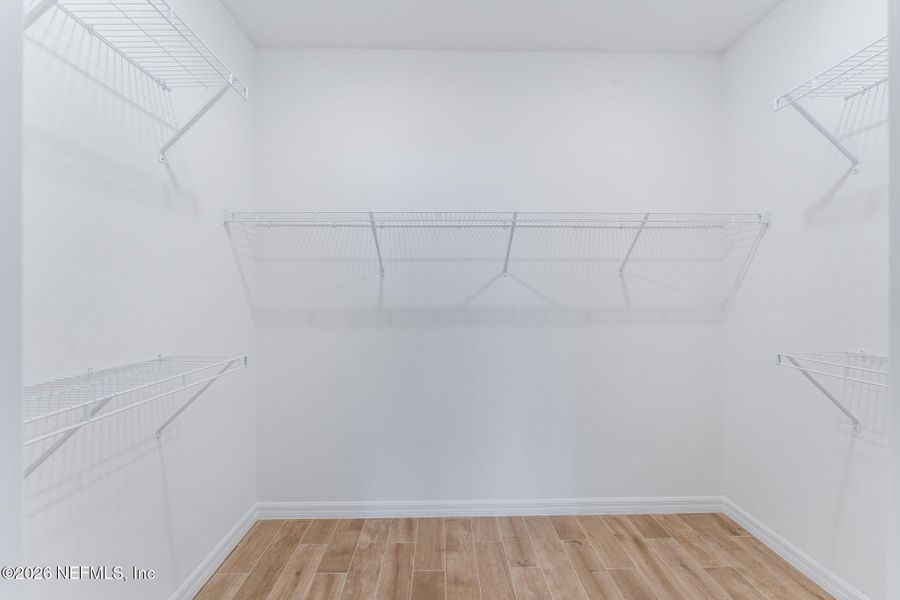 Spacious, unfurnished interior of a new home in , Yulee (Image 36).