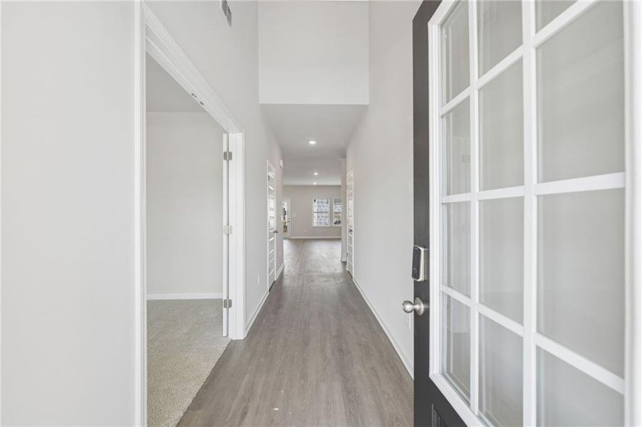 Spacious, unfurnished interior of a new home in Martin Springs - Estate Series, Lawrenceville (Image 21).