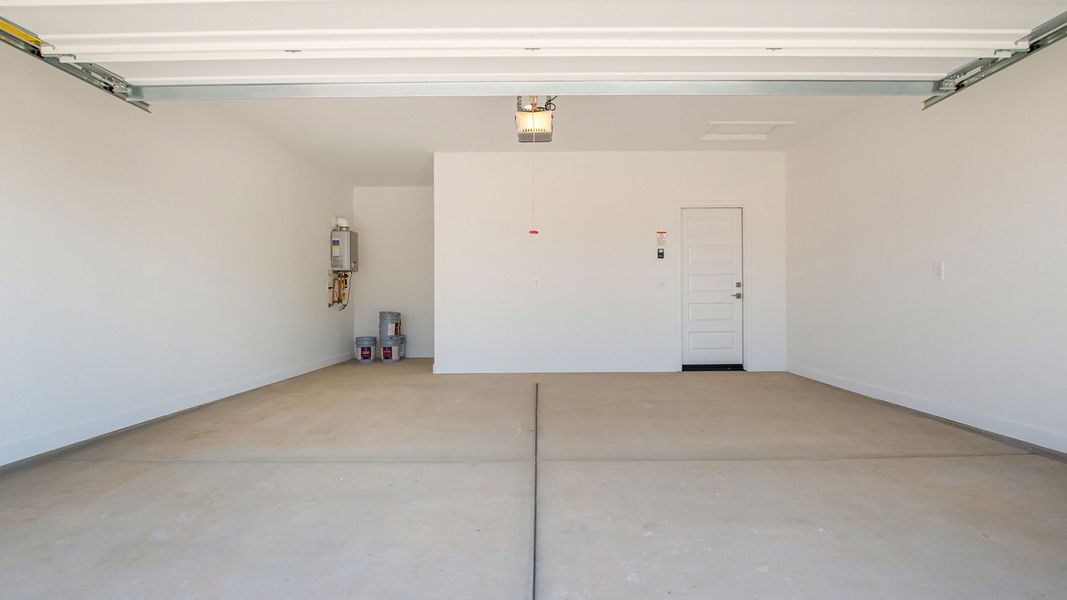 Representative unfurnished interior of a home built from the Baxter by D.R. Horton in The Oasis at Rocking K, Vail (Image 38).