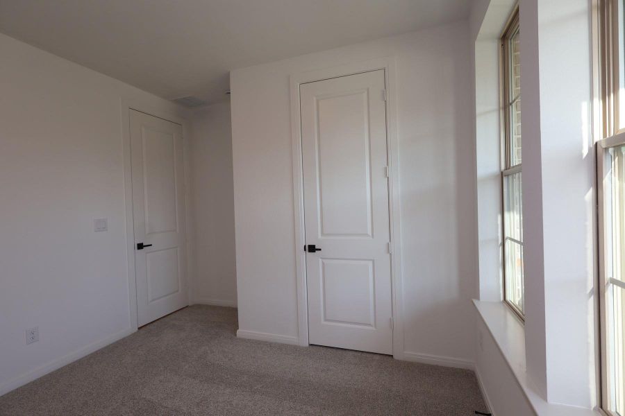 Spacious, unfurnished interior of a new home in Escondido - Retreat Collection, Magnolia (Image 25).