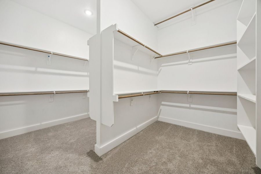 Spacious, unfurnished interior of a new home in Painted Tree Lakeside, McKinney (Image 26).