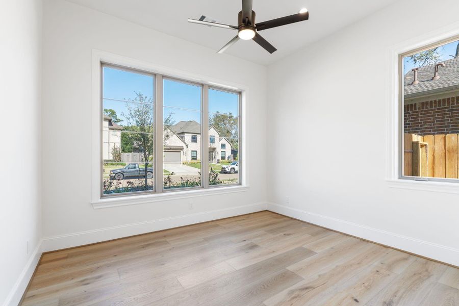 Spacious, unfurnished interior of a new home in , Houston (Image 47).
