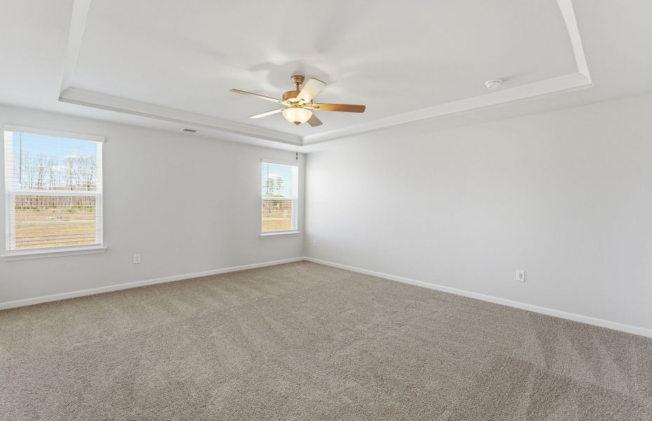 Spacious, unfurnished interior of a new home in Anderson Point, McDonough (Image 6).