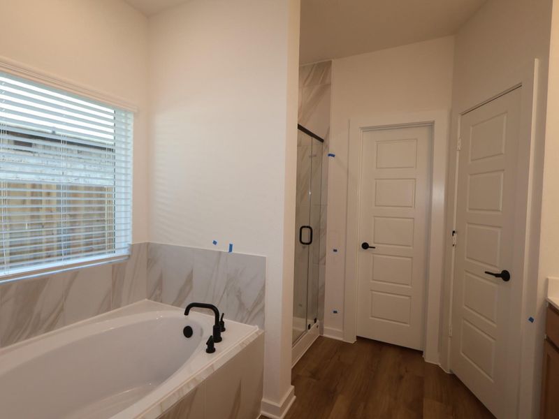 Furnished interior view inside a new home in Sorella, Tomball (Image 10).