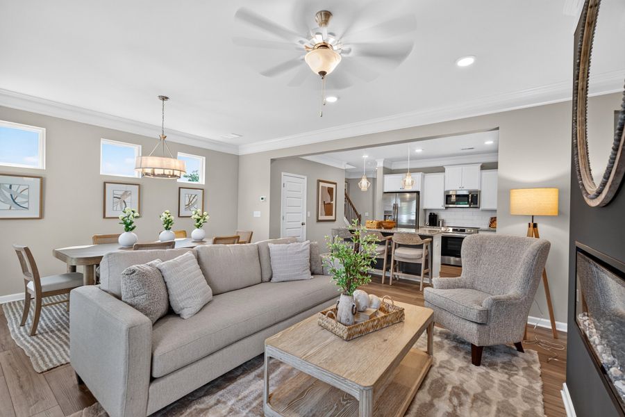 The Suwanee - Family Room