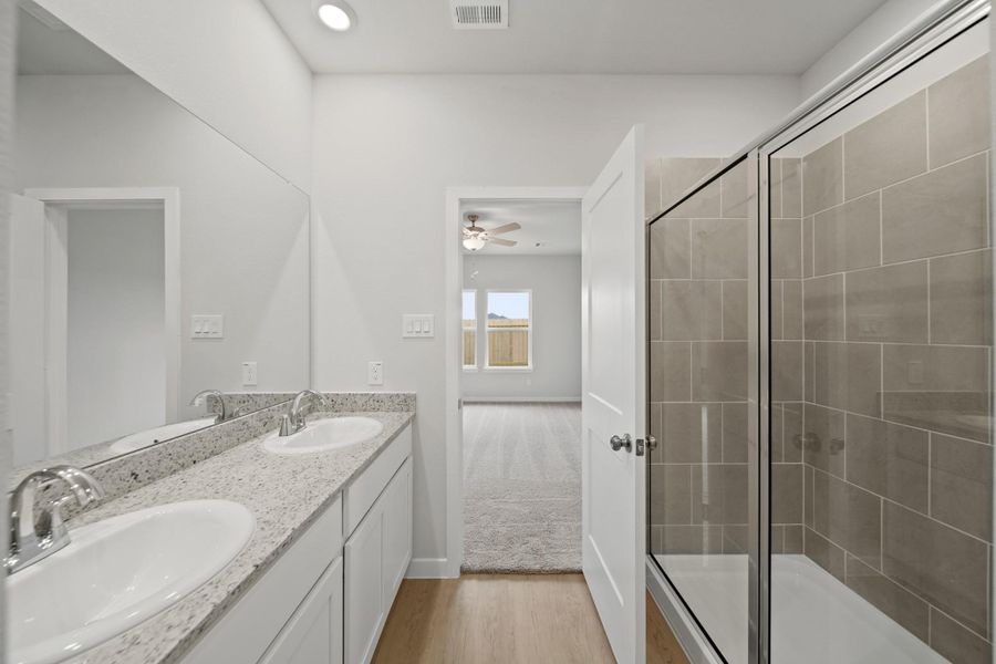 Furnished interior view inside a new home in Riverwood Ranch, Angleton (Image 11). Furnished interior view inside a new home in Riverwood Ranch, Angleton (Image 11).