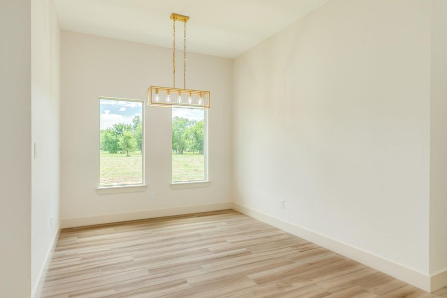 Spacious, unfurnished interior of a new home in , Richwood (Image 17).
