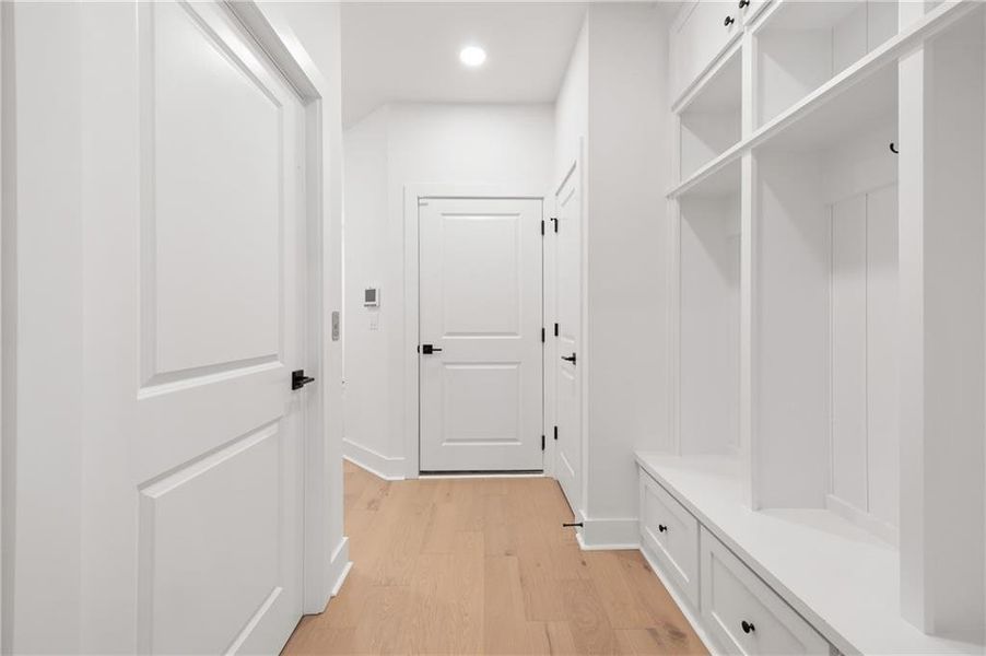 Spacious, unfurnished interior of a new home in , Atlanta (Image 24). Spacious, unfurnished interior of a new home in , Atlanta (Image 24).