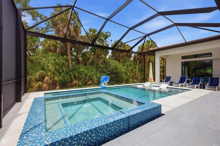 Exterior details and patio area of a home in , Sarasota (Image 3).