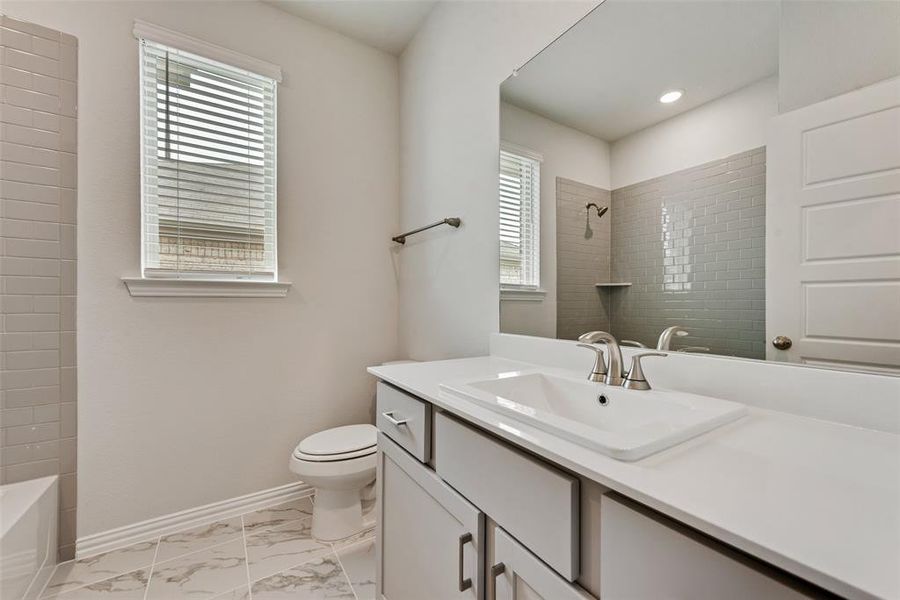 Furnished interior view inside a new home in Villages of Hurricane Creek, Anna (Image 5). Furnished interior view inside a new home in Villages of Hurricane Creek, Anna (Image 5).