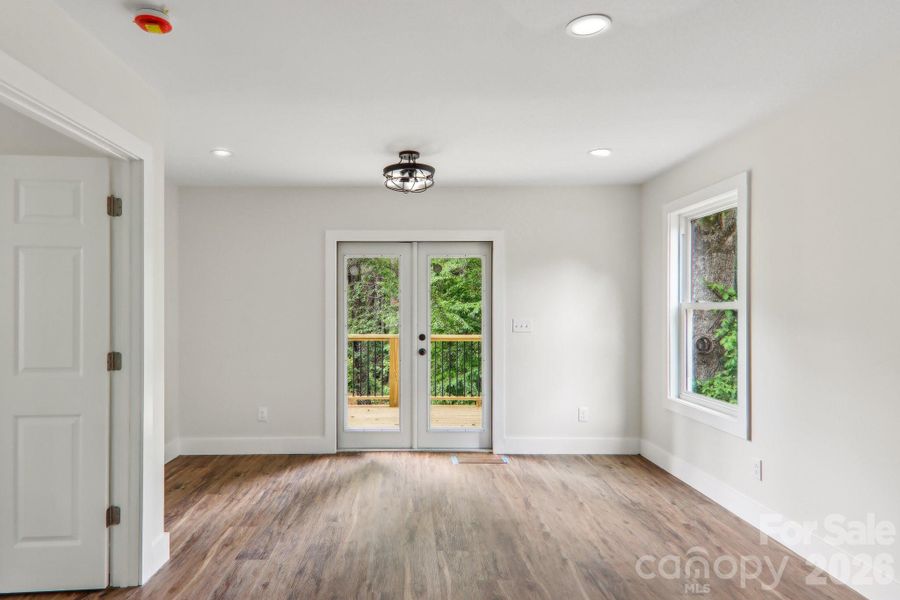Spacious, unfurnished interior of a new home in , Waynesville (Image 28).