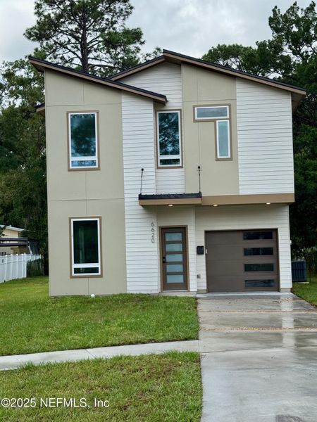 Image 30 of a home in .