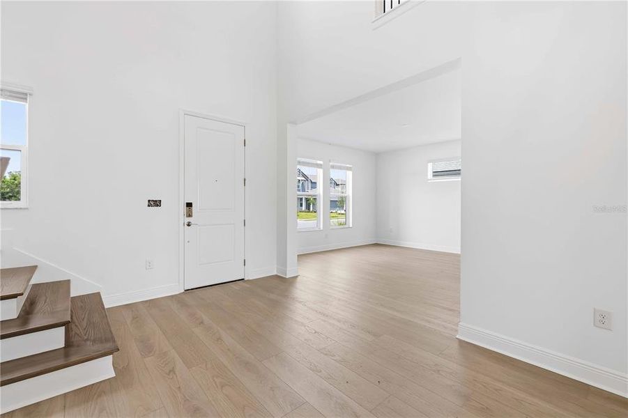 Spacious, unfurnished interior of a new home in Creeks Edge at Twin Rivers, Parrish (Image 49).